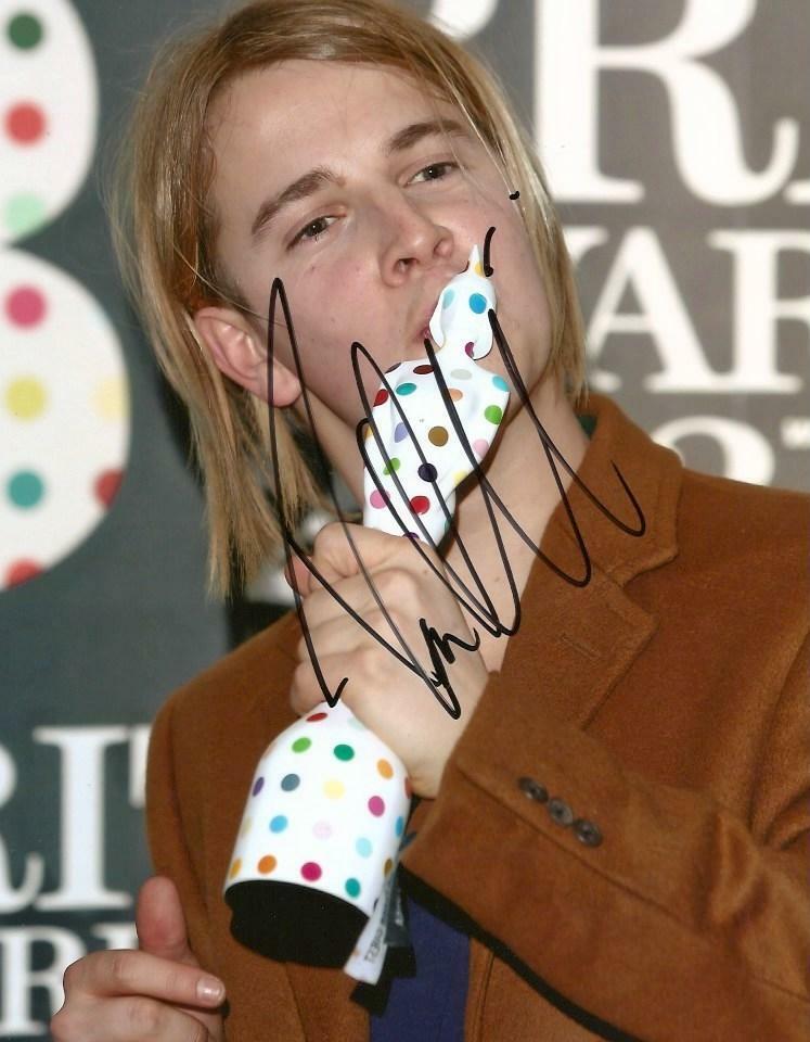 Tom Odell INDIE POP autograph, In-Person signed Photo Poster painting