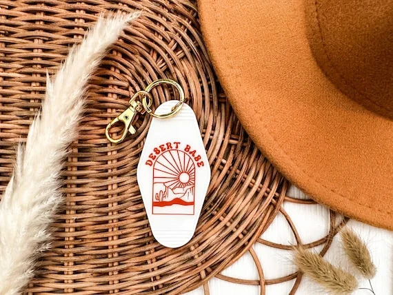 Desert Babe Retro Motel Keychain Trendy