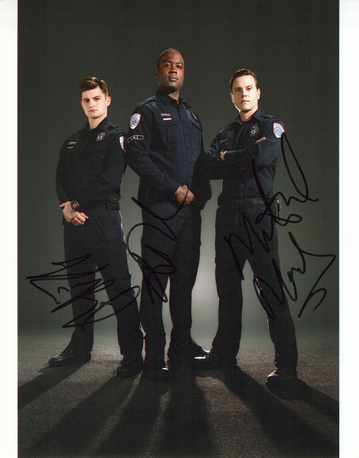 Sirens autographed Photo Poster painting signed 8x10 #3 Michael Mosley Kevin Daniels Kevin Big.