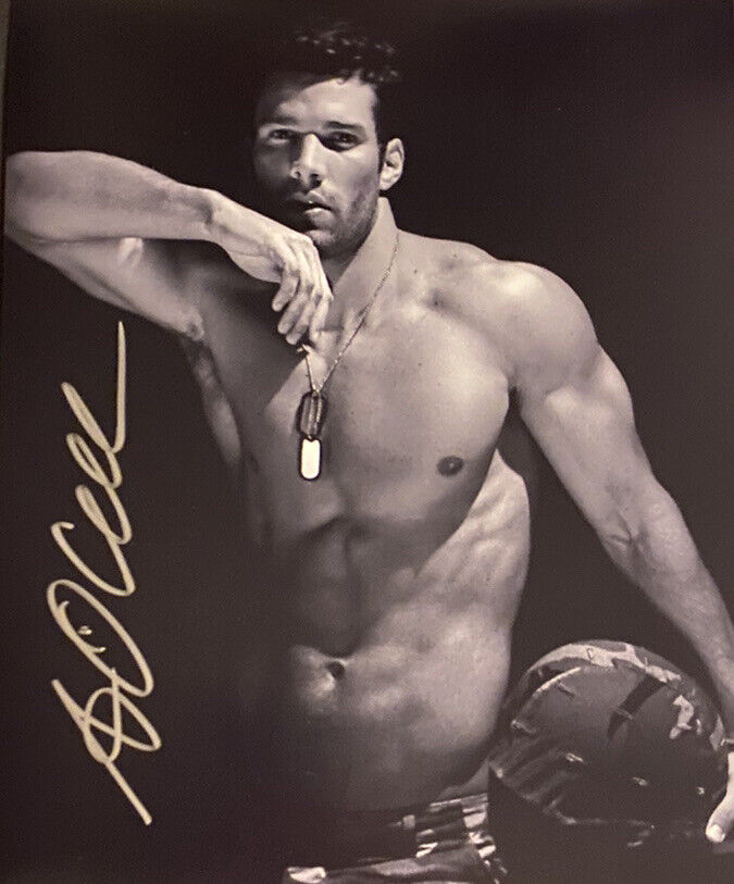 Aaron O'Connell Autograph Signed 8x10 Bxw Photo Poster painting Male Model Sexy