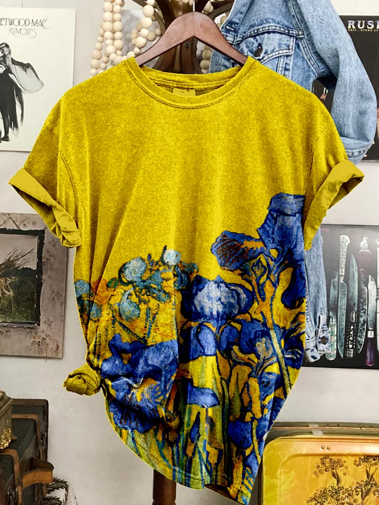 VChics Classy Irises Art Inspired Vintage Washed T Shirt