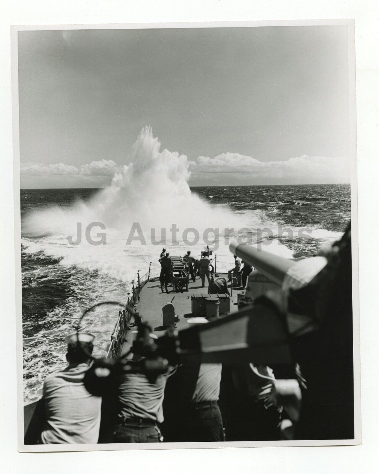 United States Navy - Vintage 8x10 Publication Photo Poster painting - USS Philip Depth Charge