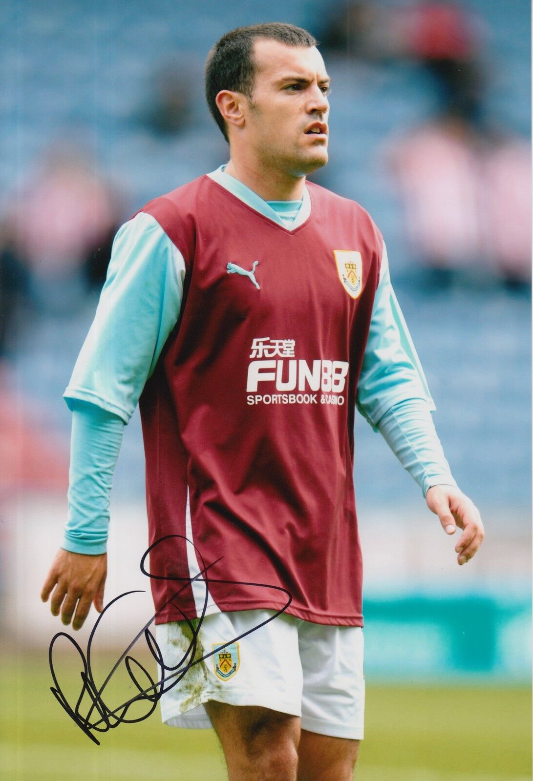 BURNLEY HAND SIGNED ROSS WALLACE 12X8 Photo Poster painting.