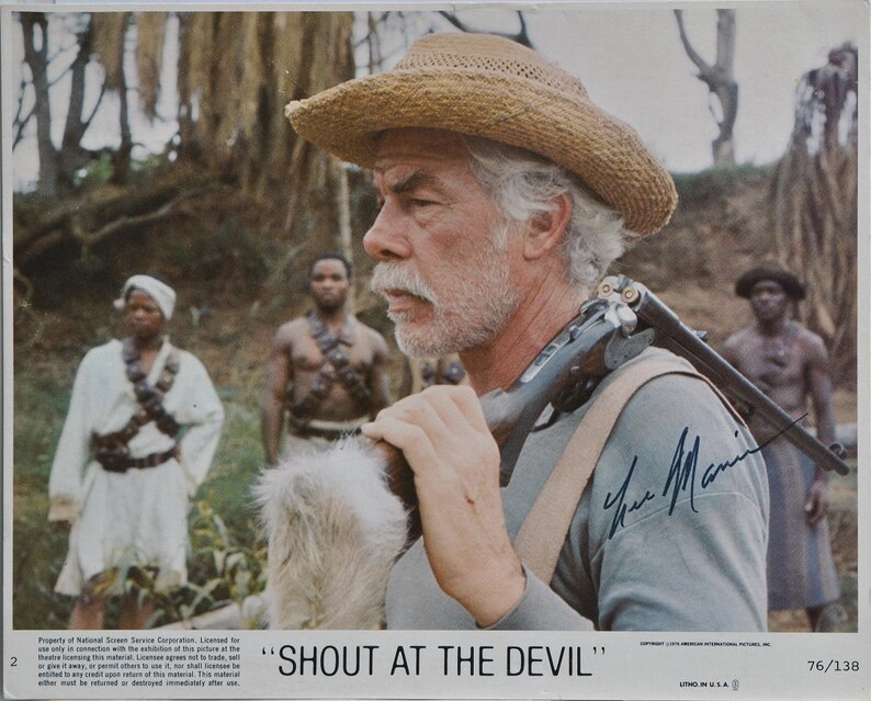 LEE MARVIN SIGNED Photo Poster painting Shout At The Devil wcoa