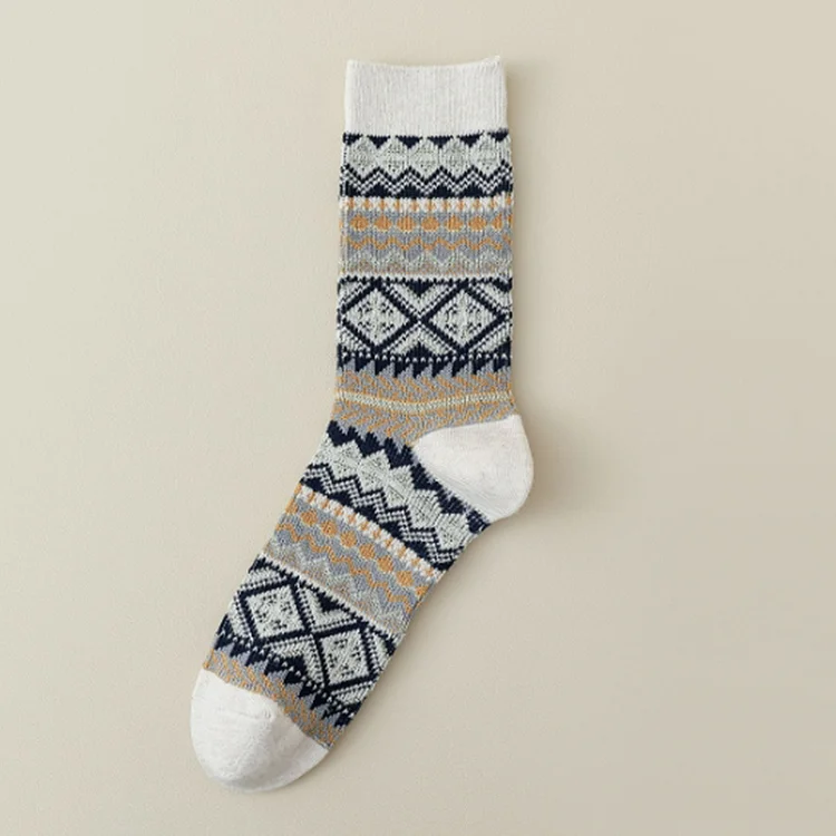 VChics Men's Retro Autumn/Winter Mid Length Socks