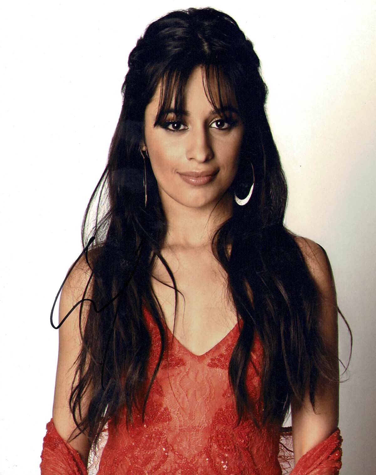 Camila CABELLO Autograph SIGNED Sexy RARE Photo Poster painting AFTAL COA Cuban American Singer