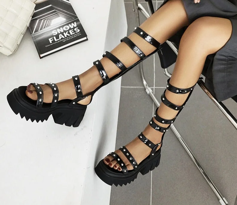 Vstacam Street Style Roman Knee High Gladiator Sandals Women Rivet Platform Chunky Heels Punk Rock Gothic Shoes Zipper Comfort