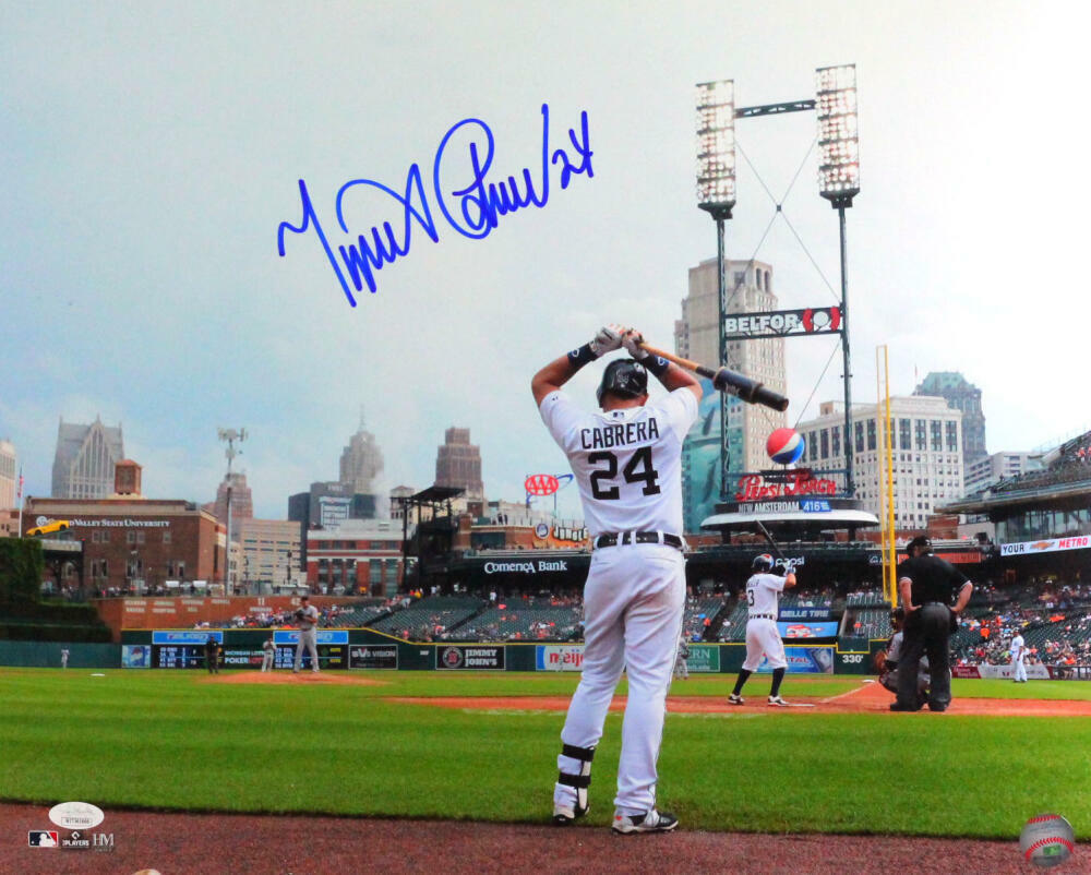 Miguel Cabrera Autographed Detroit Tigers 16x20 On Deck HM Photo Poster painting - JSA W *Blue