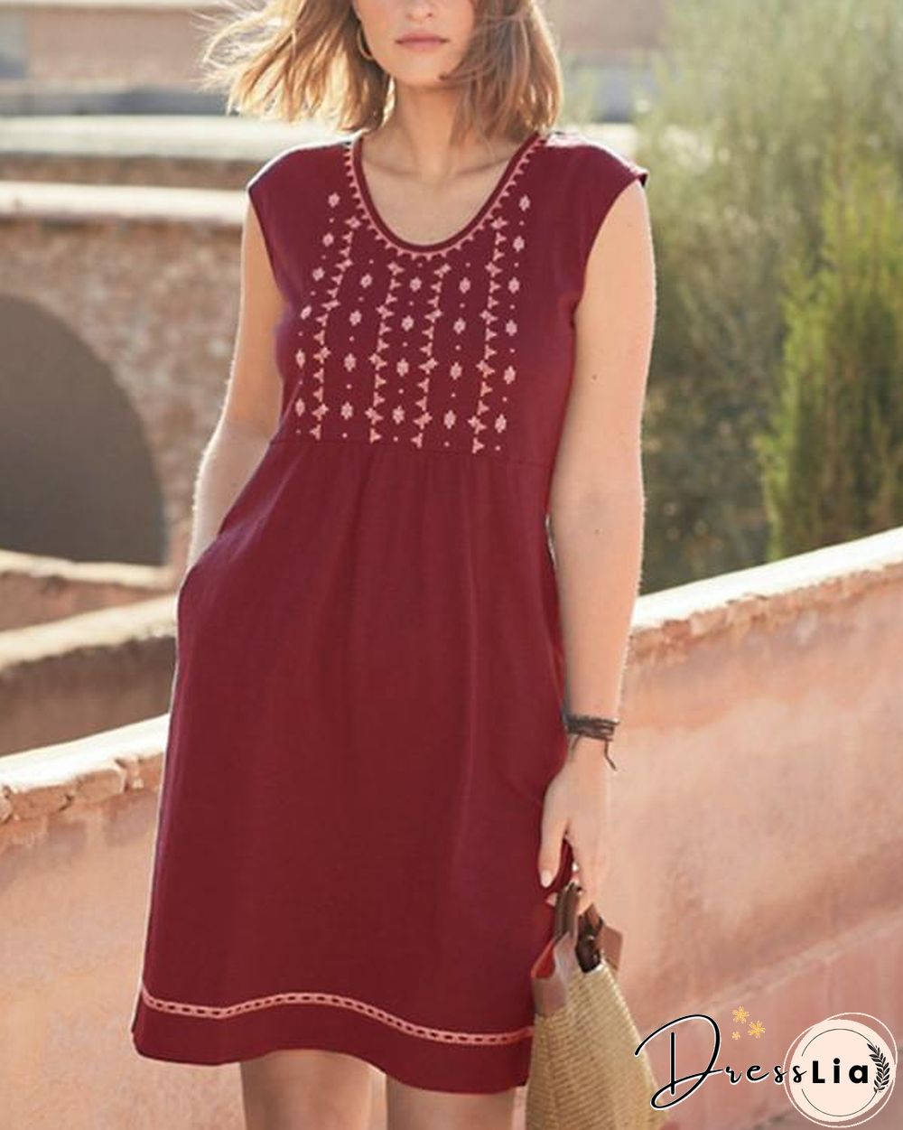 Casual Embroidered Sleeveless Dresses