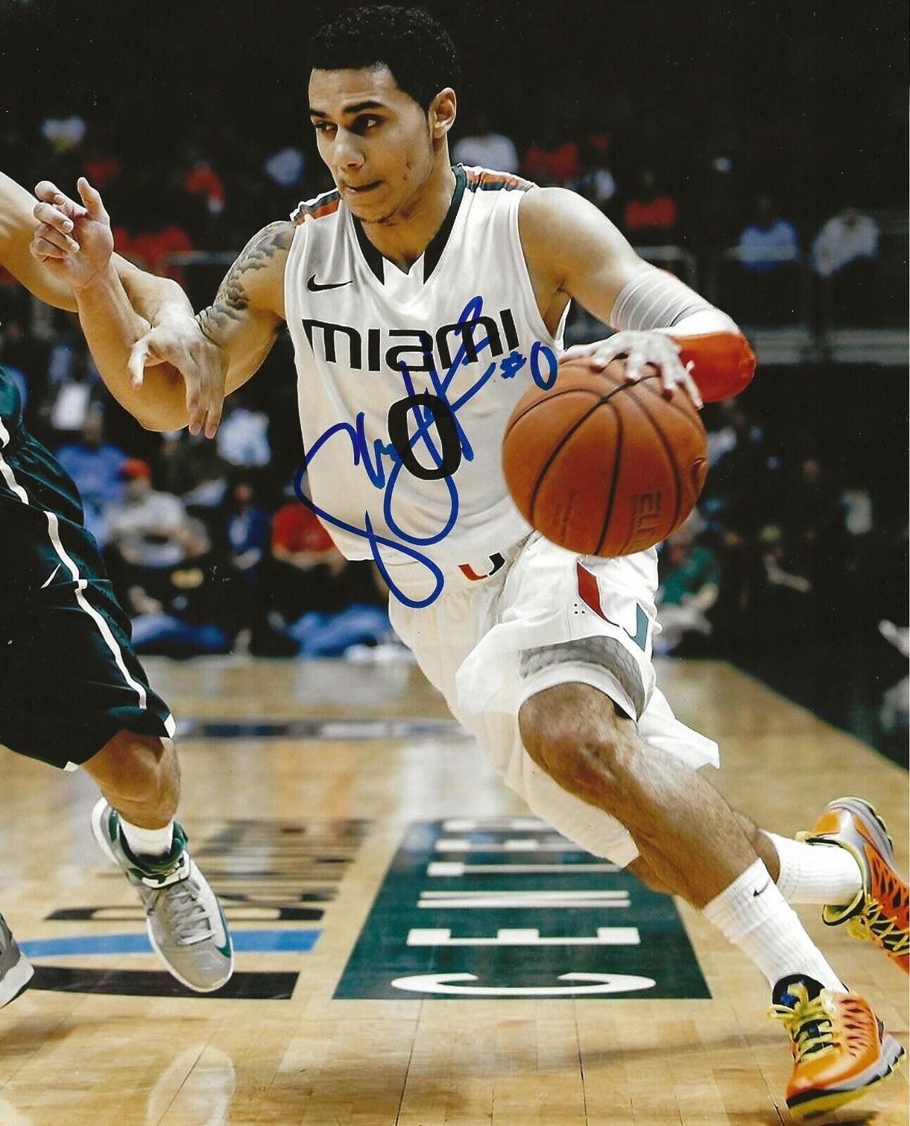 Shane Larkin signed Miami Hurricanes 8x10 Photo Poster painting autographed Canes 2