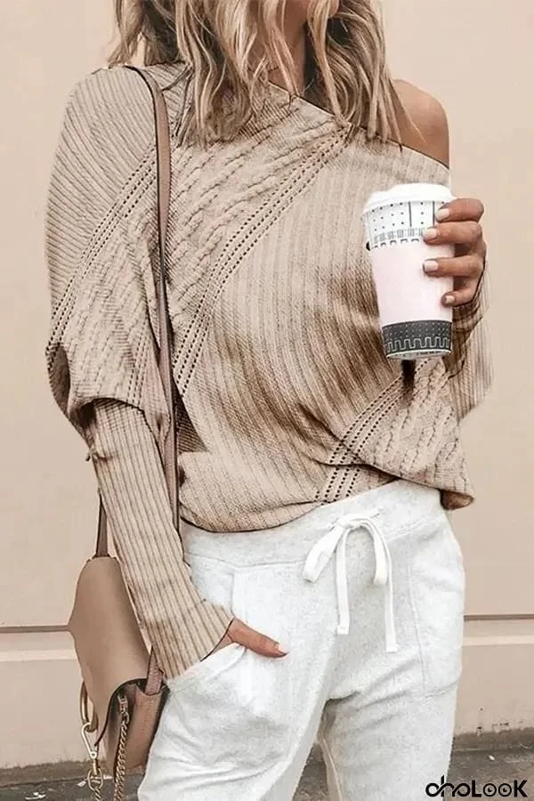 Loose Off-shoulder Knitted Sweater
