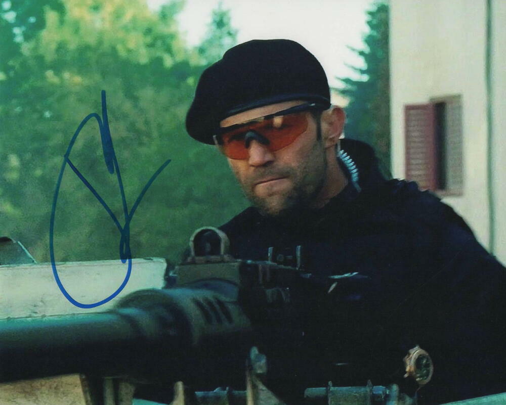 JASON STATHAM SIGNED AUTOGRAPH 8X10 Photo Poster painting - THE EXPENDABLES HOBBS & SHAW STUD