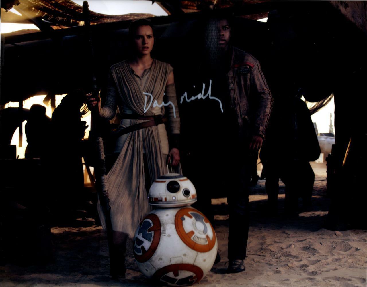 Daisy Ridley 11x14 Autographed signed Photo Poster painting Picture and COA