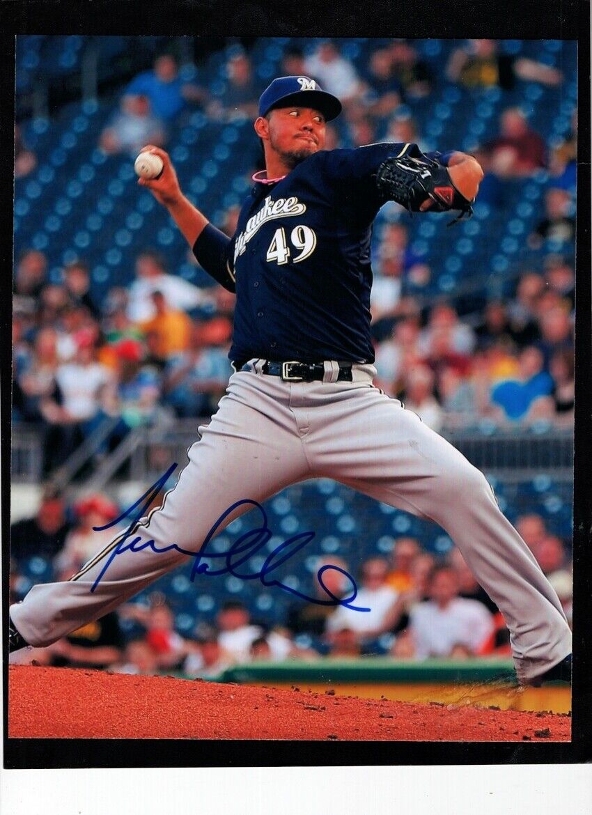 2007-14 YOVANI GALLARDO-MILWAUKEE BREWERS AUTOGRAPHED 8X10 GLOSSY COLOR Photo Poster painting