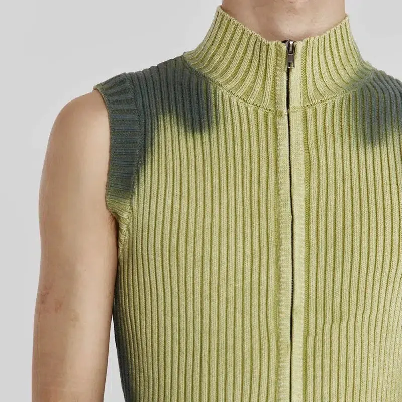 Brownm Zip-Up Cardigan Vest