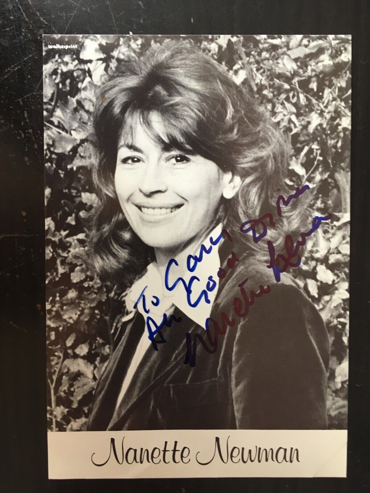 NANETTE NEWMAN - POPULAR BRITISH ACTRESS - EXCELLENT SIGNED Photo Poster paintingGRAPH