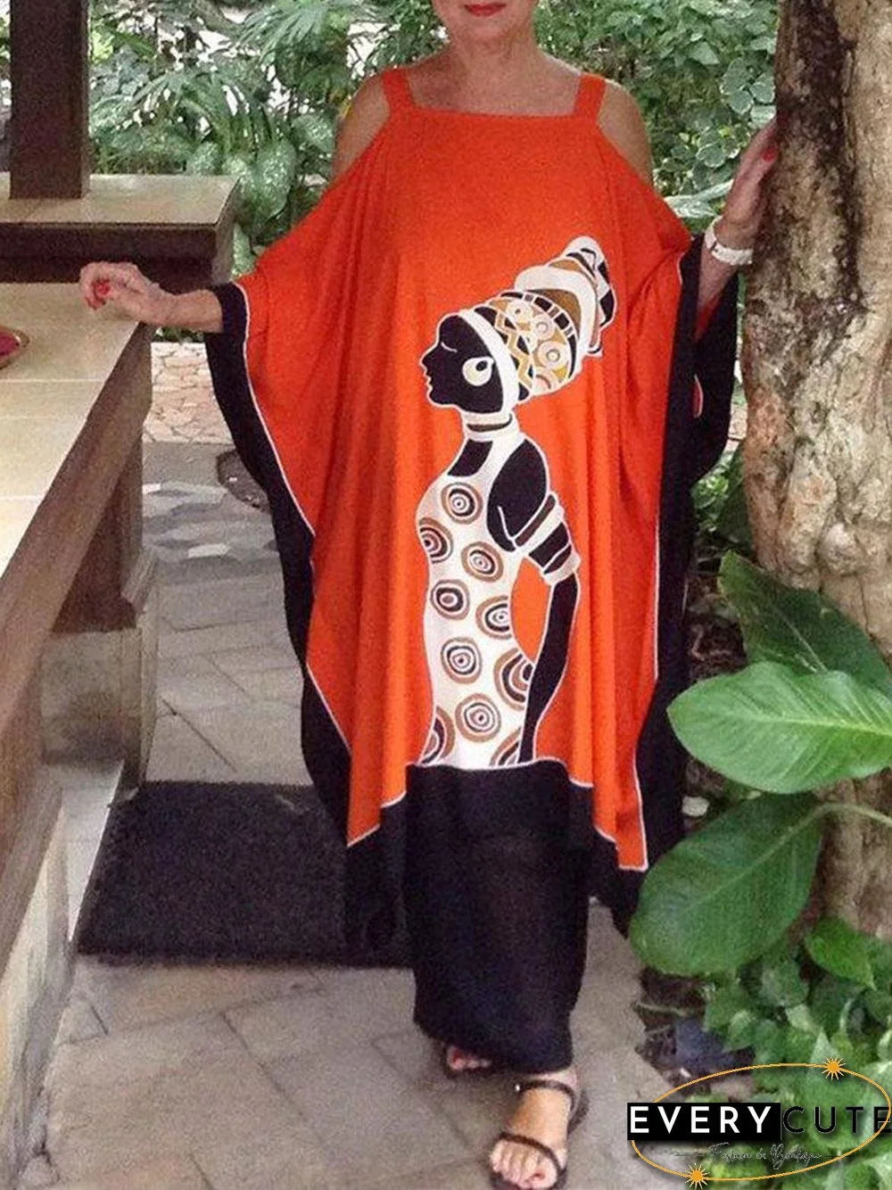 Cold Shoulder Square Neck Shift Holiday Dresses P10888