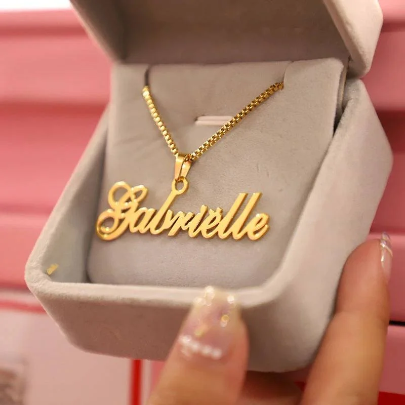 Elegant Stainless Steel Gold Plated Personalized Name Necklace