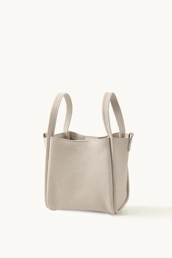 Minnie Medium Bucket Bag