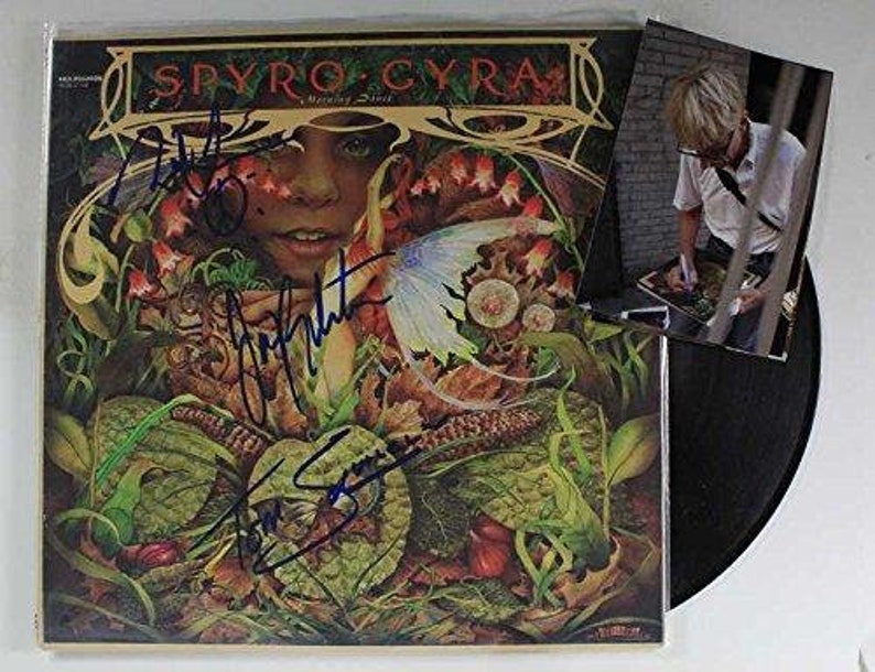 Spyro Gyra Band Autographed Morning Dance