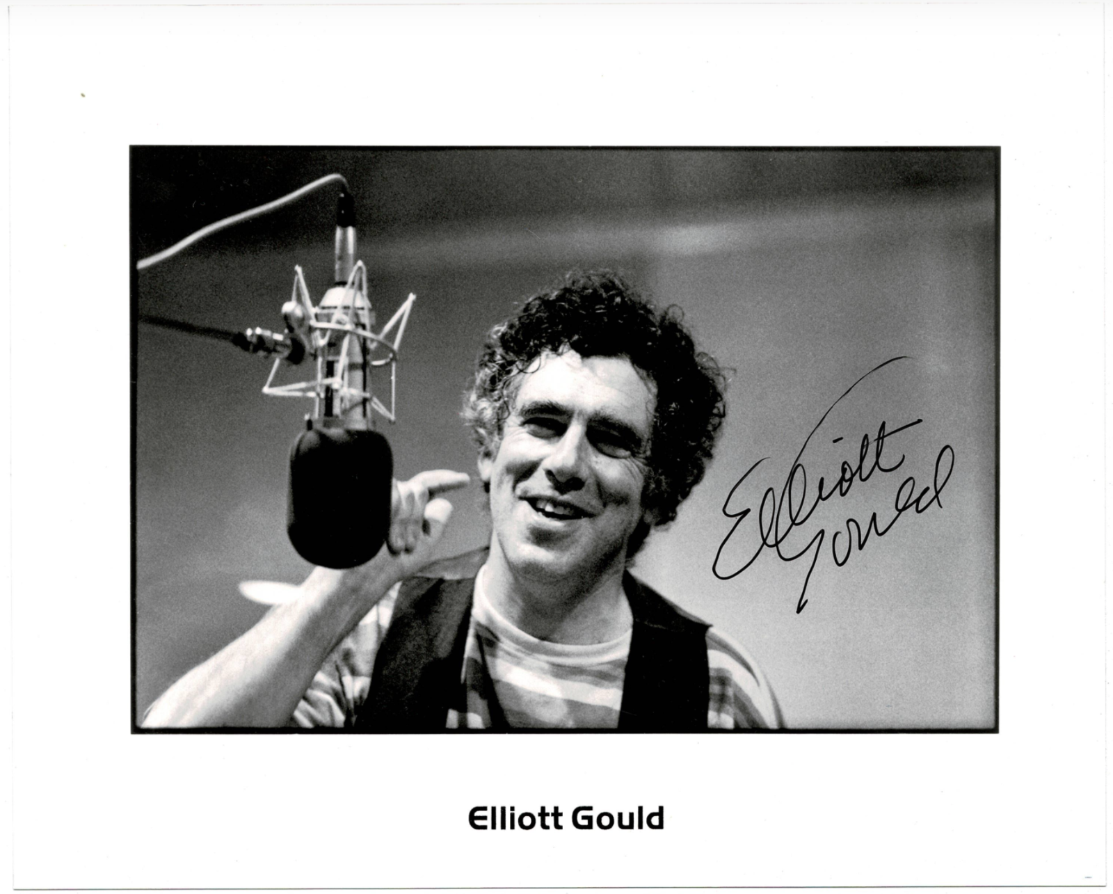 Elliott Gould signed autographed 8x10 Photo Poster painting! RARE! AMCo Authenticated! 14623