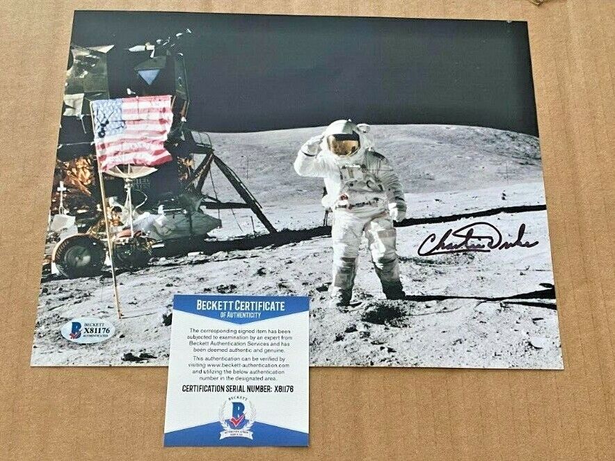 CHARLES DUKE SIGNED APOLLO 16 MOON WALKING 8X10 Photo Poster painting BECKETT CERTIFIED