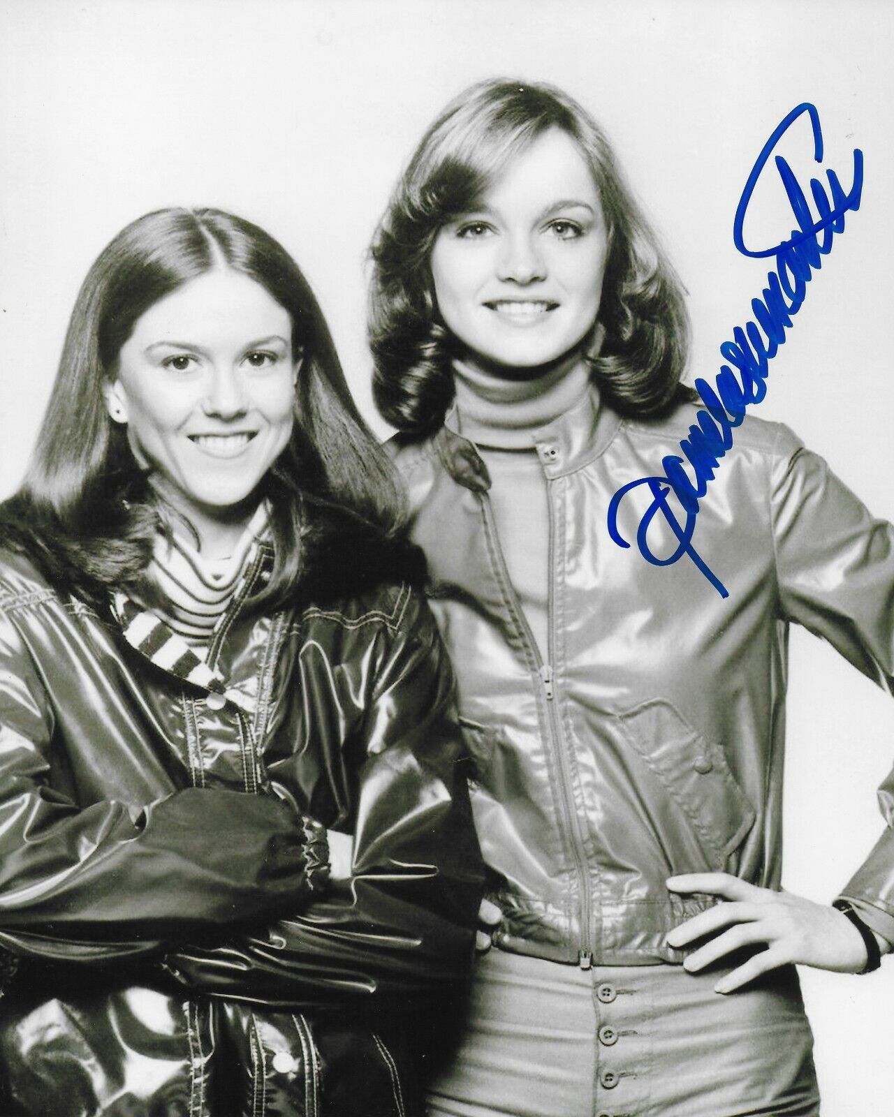 Pamela Sue Martin Dynasty Original Autographed 8X10 Photo Poster painting #9