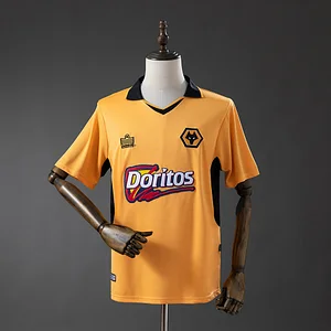 2002/2004 Wolves Home Retro Jersey