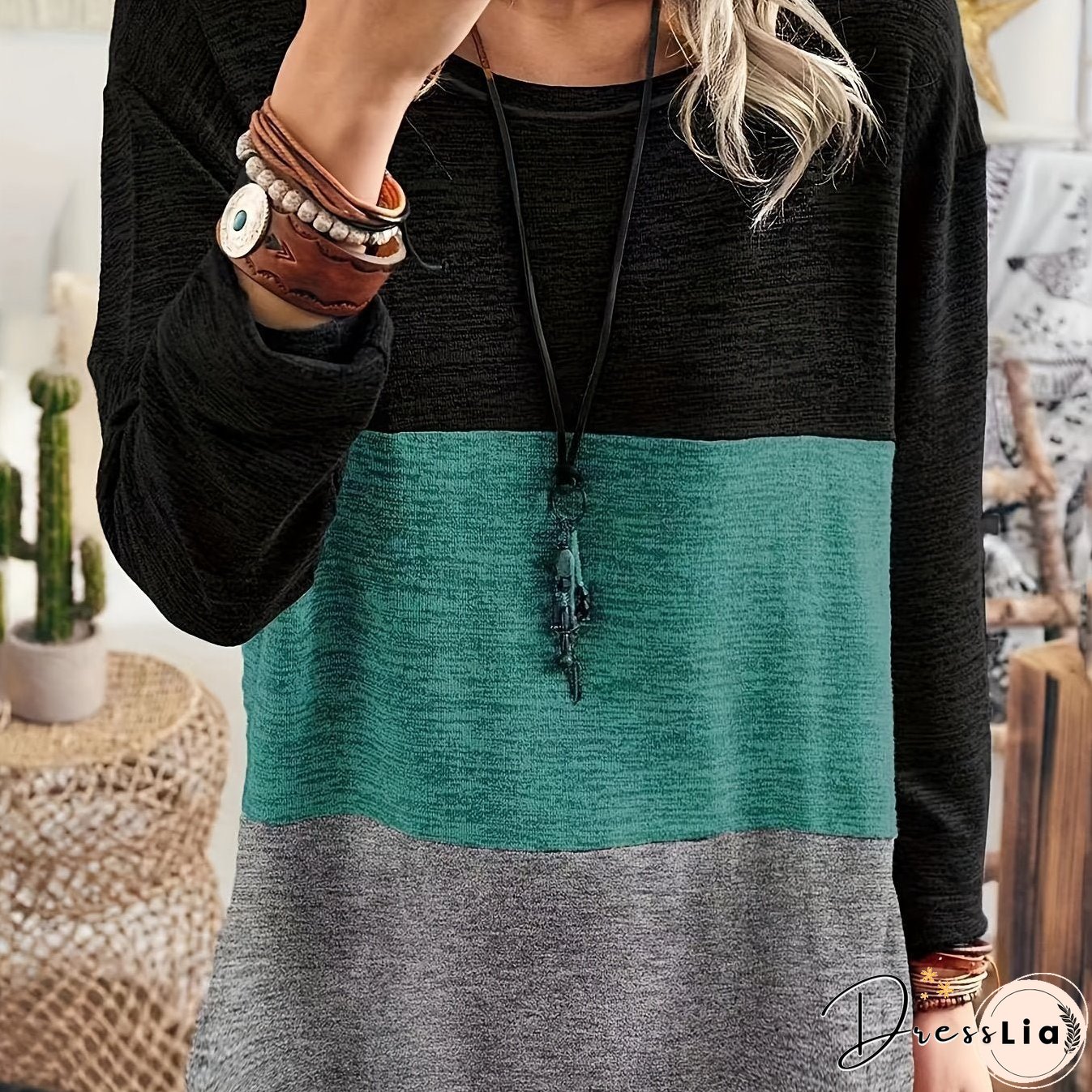 Plus Size Casual Top, Women's Plus Colorblock Long Sleeve Round Neck Medium Stretch Top