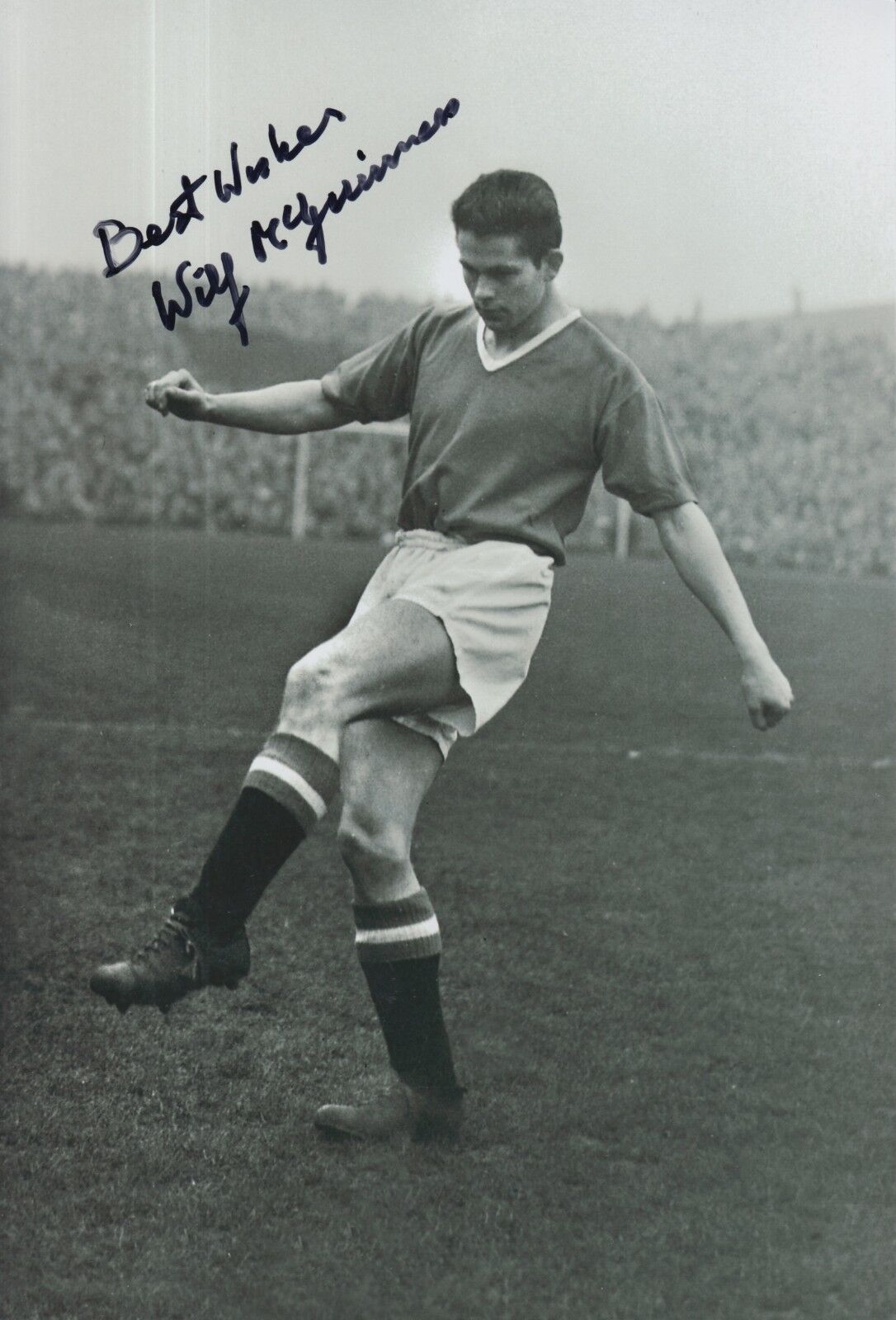 Wilf McGuinness Hand Signed Manchester United 12x8 Photo Poster painting.