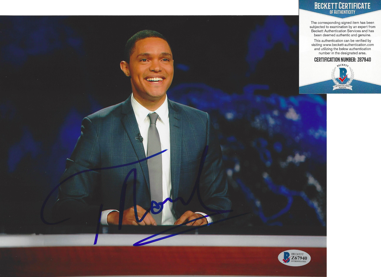 TREVOR NOAH SIGNED 8x10 Photo Poster painting THE DAILY SHOW COMEDIAN POLITICS BECKETT COA BAS