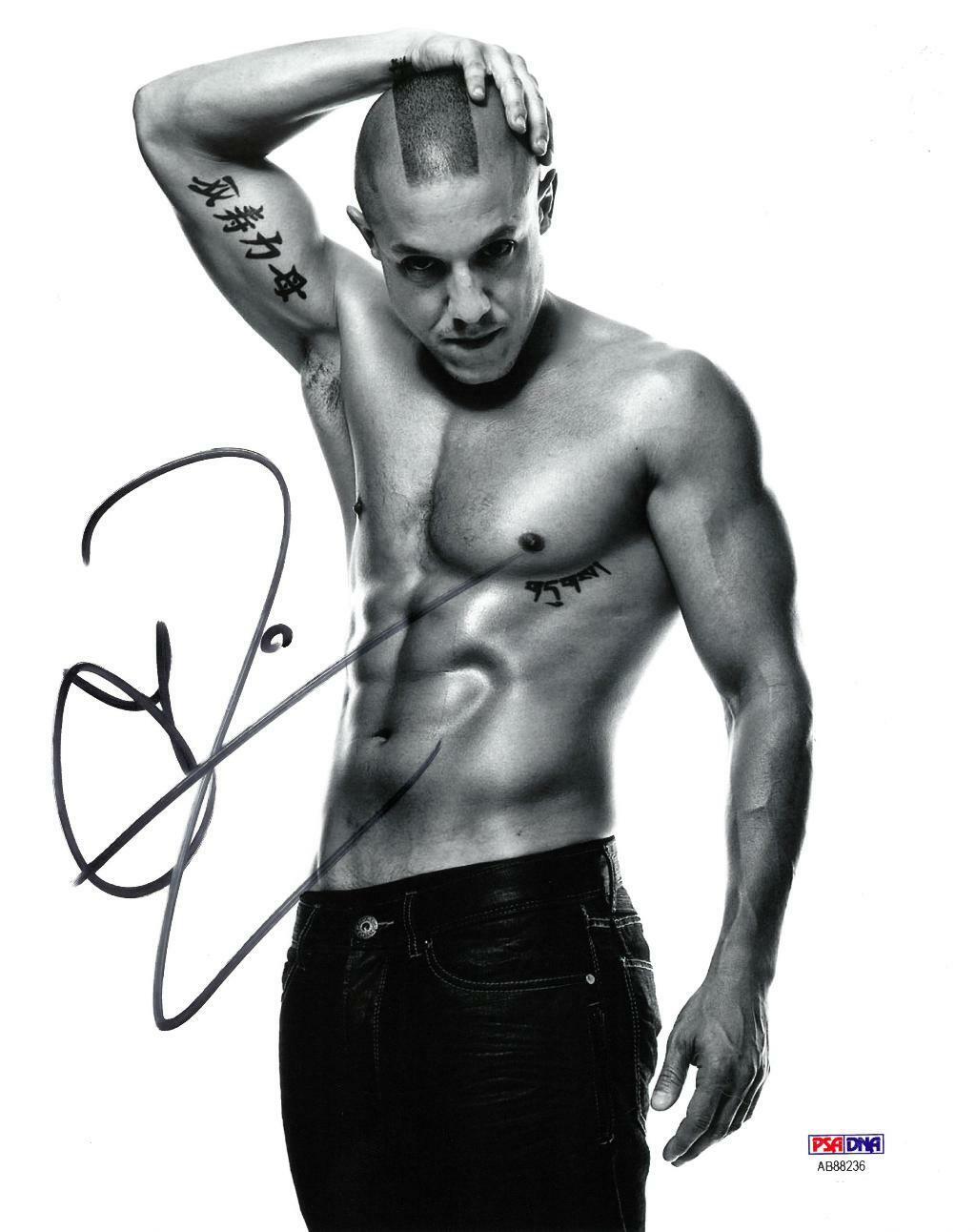 Theo Rossi Signed Authentic Autographed 8x10 B/W Photo Poster painting PSA/DNA #AB88236