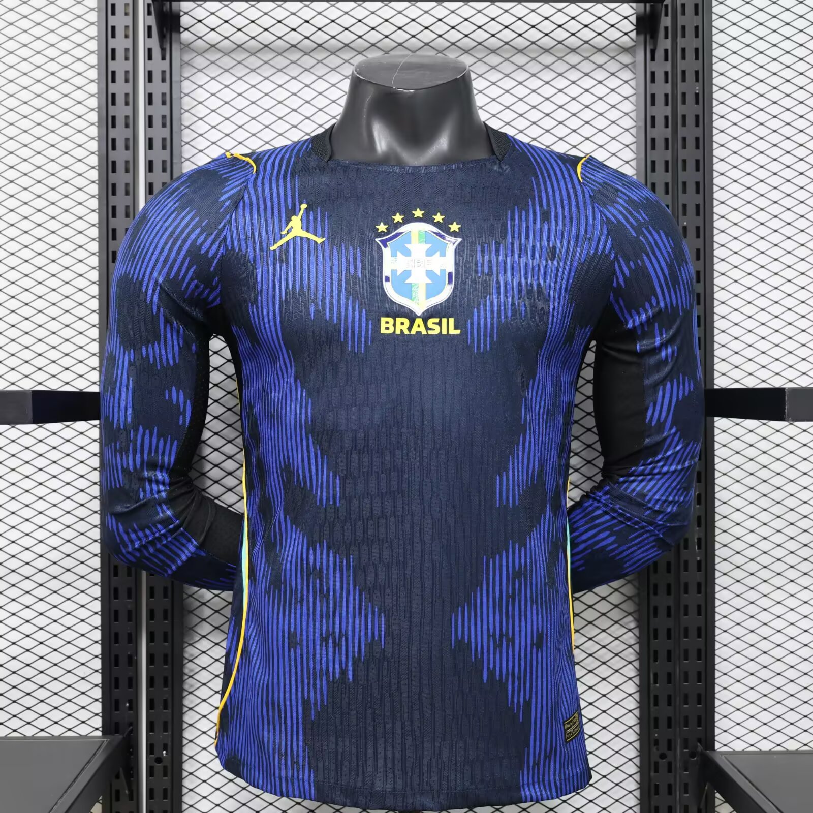 2026 Player Version Long Sleeve Brazil Away Football Jersey（The player version jersey is a bit tight, please pay attention to the size selection）