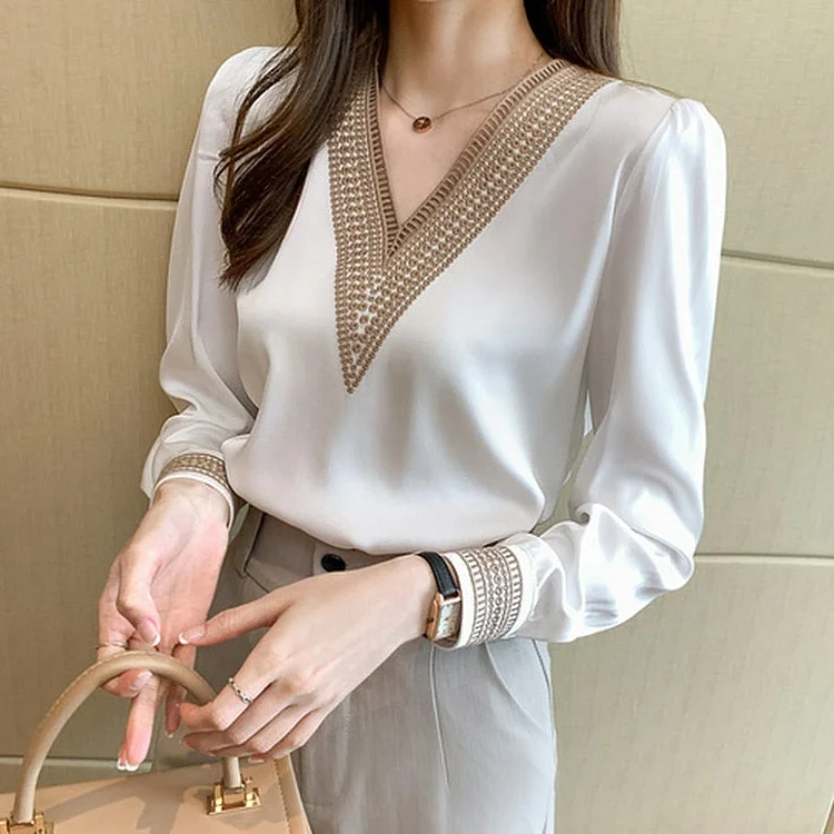 Summer Embroidery V-Neck Chiffon Blouse Shirt Women Long Sleeve Loose White Women Blouses Tops Blusas Mujer De Moda 2021 13366