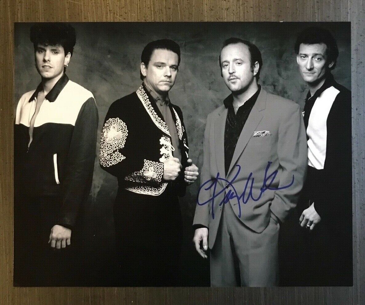 * KIM WILSON * signed autographed 11x14 Photo Poster painting * THE FABULOUS THUNDERBIRDS * 4