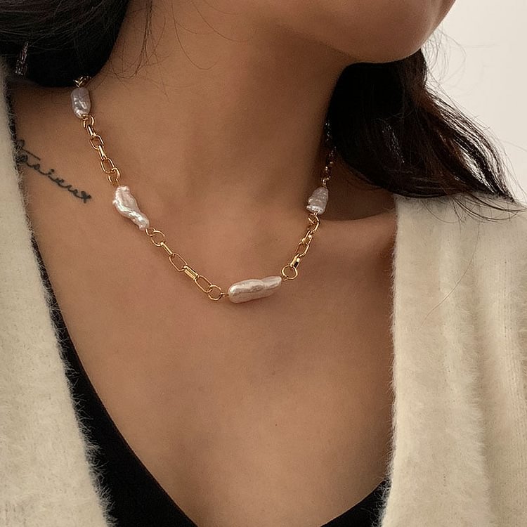 Summer metal baroque pearl necklace