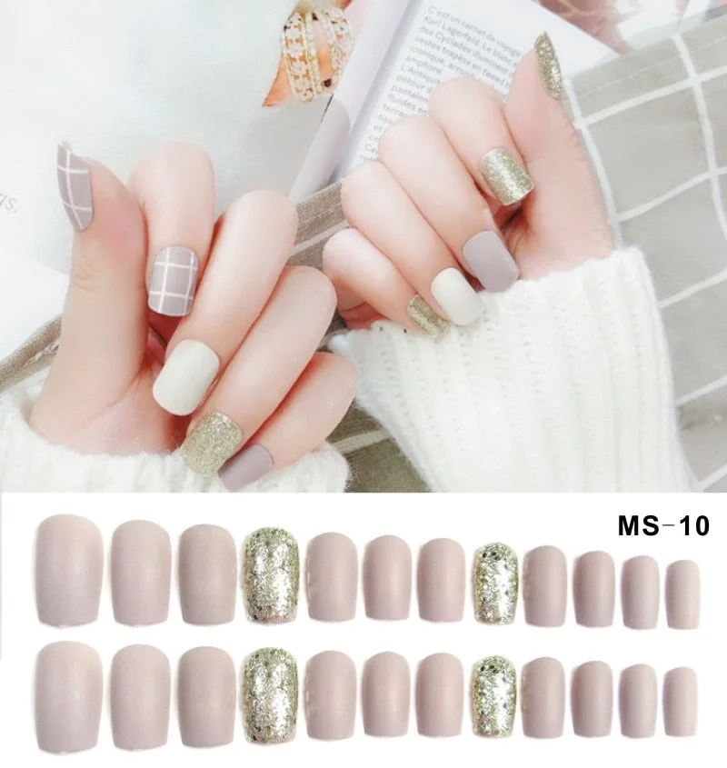 24Pc Matte Fake Nail Art Decoration Red Green White Chic Long Square Head Press on Full Cover False Nails Tips with Glue Sticker-Nail Inspo