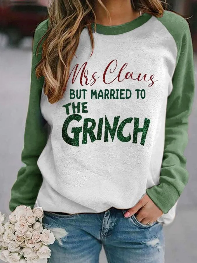 womens-mrs-claus-but-married-to-the-grinch-print-sweatshirt-7