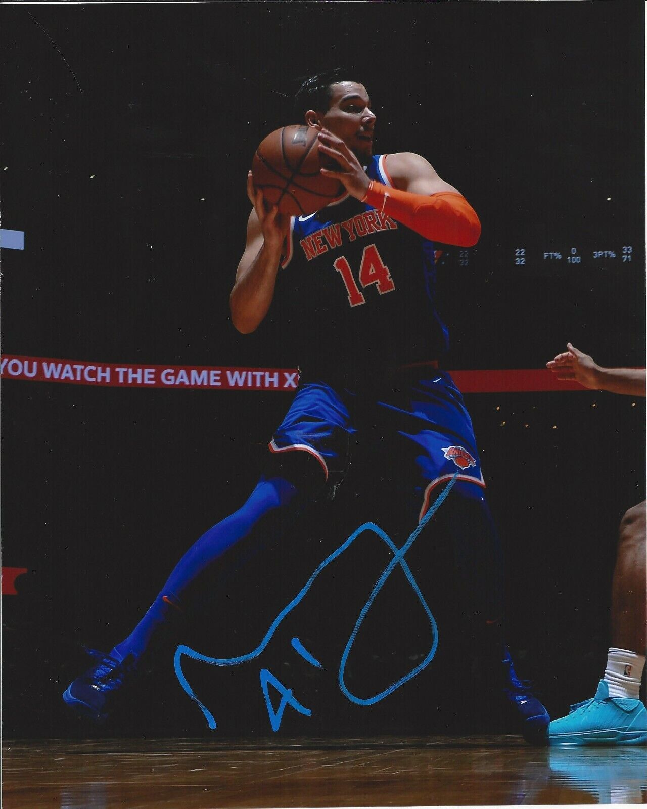 Wily Hernangomez Autographed 8x10 New York KnicksB117