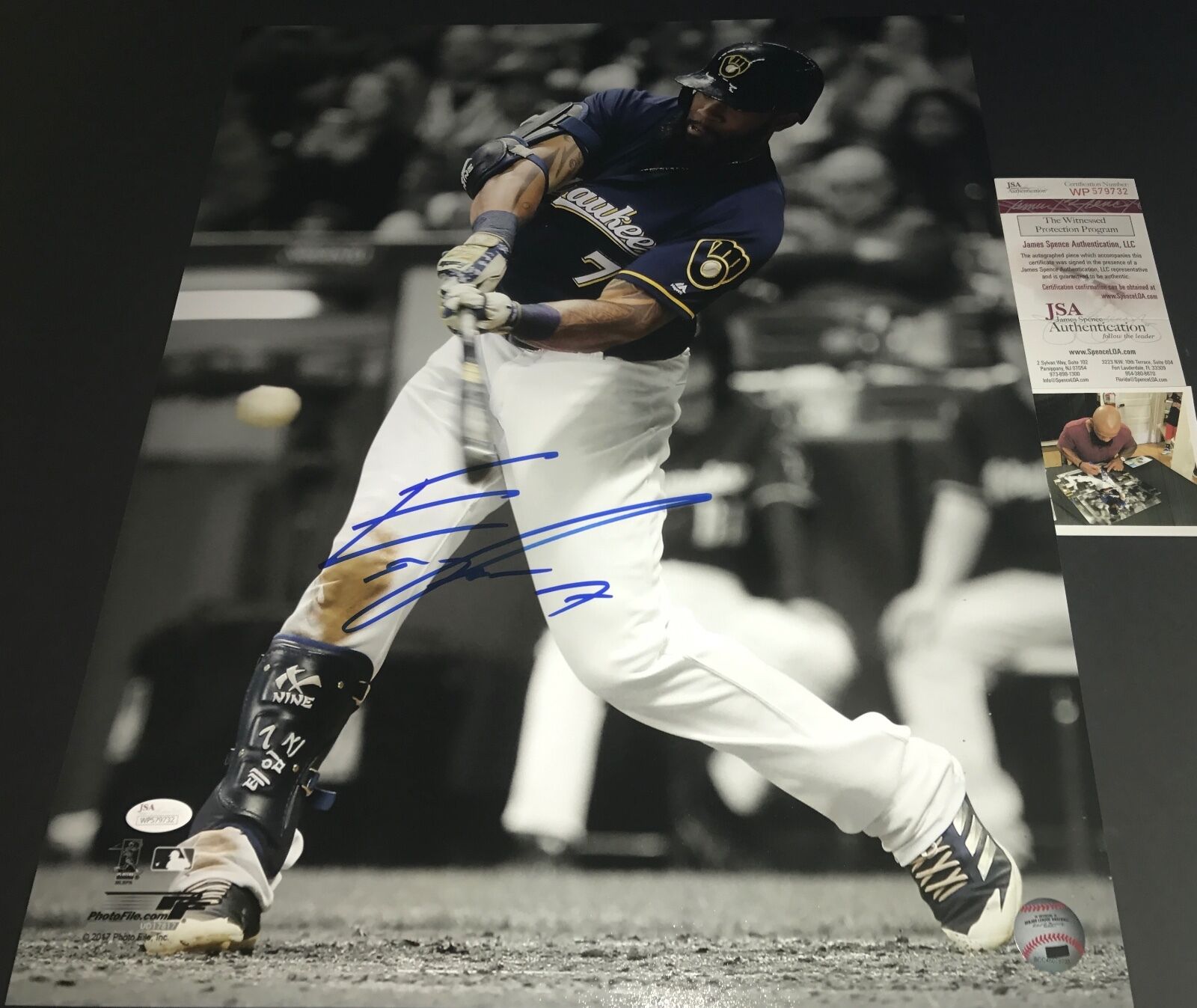 Eric Thames Milwaukee Brewers Autographed Signed 16x20 Photo Poster painting JSA WITNESS COA SL