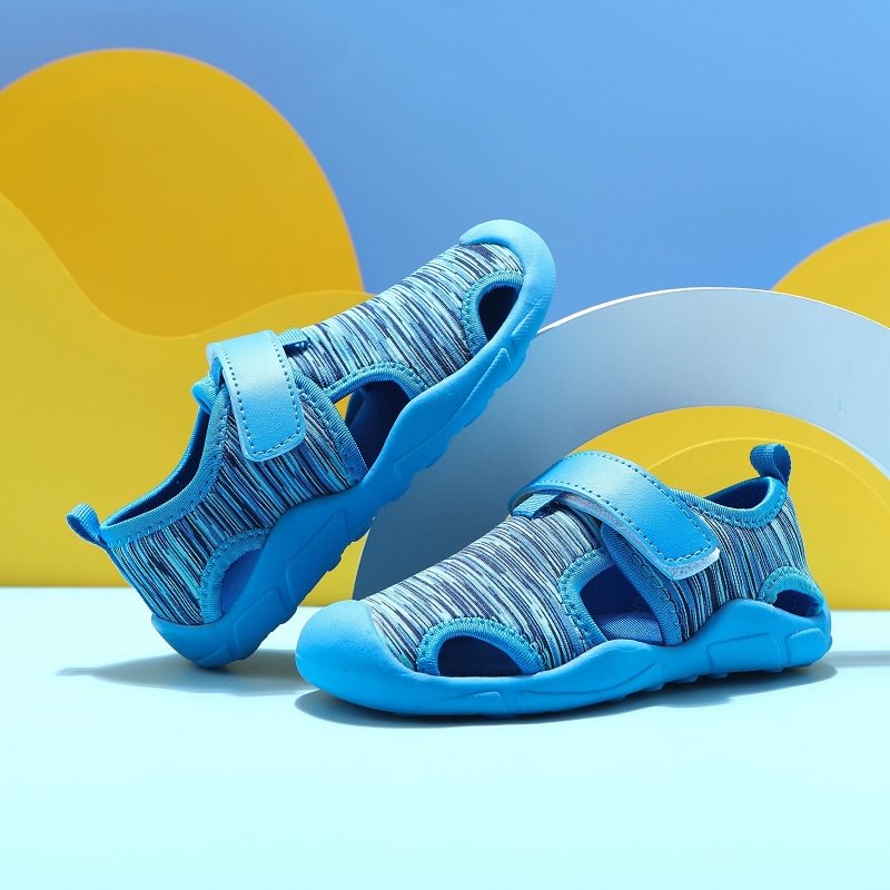 aquatic sandals