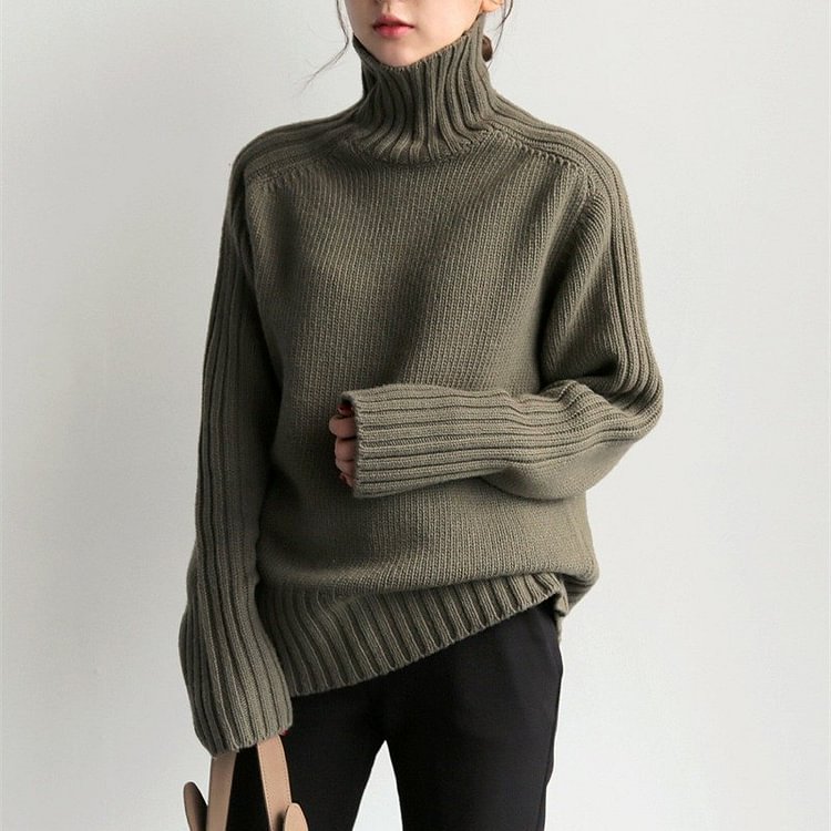 Simple Pit Strip Turtleneck Sweater
