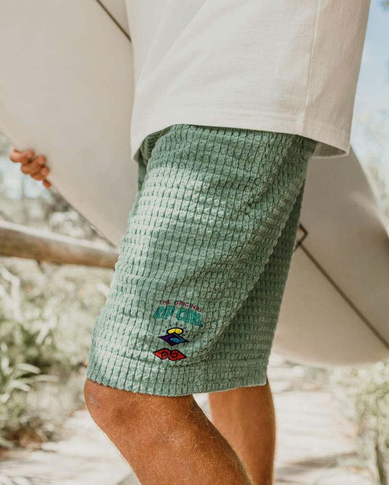 Vintage Surf Shorts Holiday Men's Board Shorts / [blueesa] /