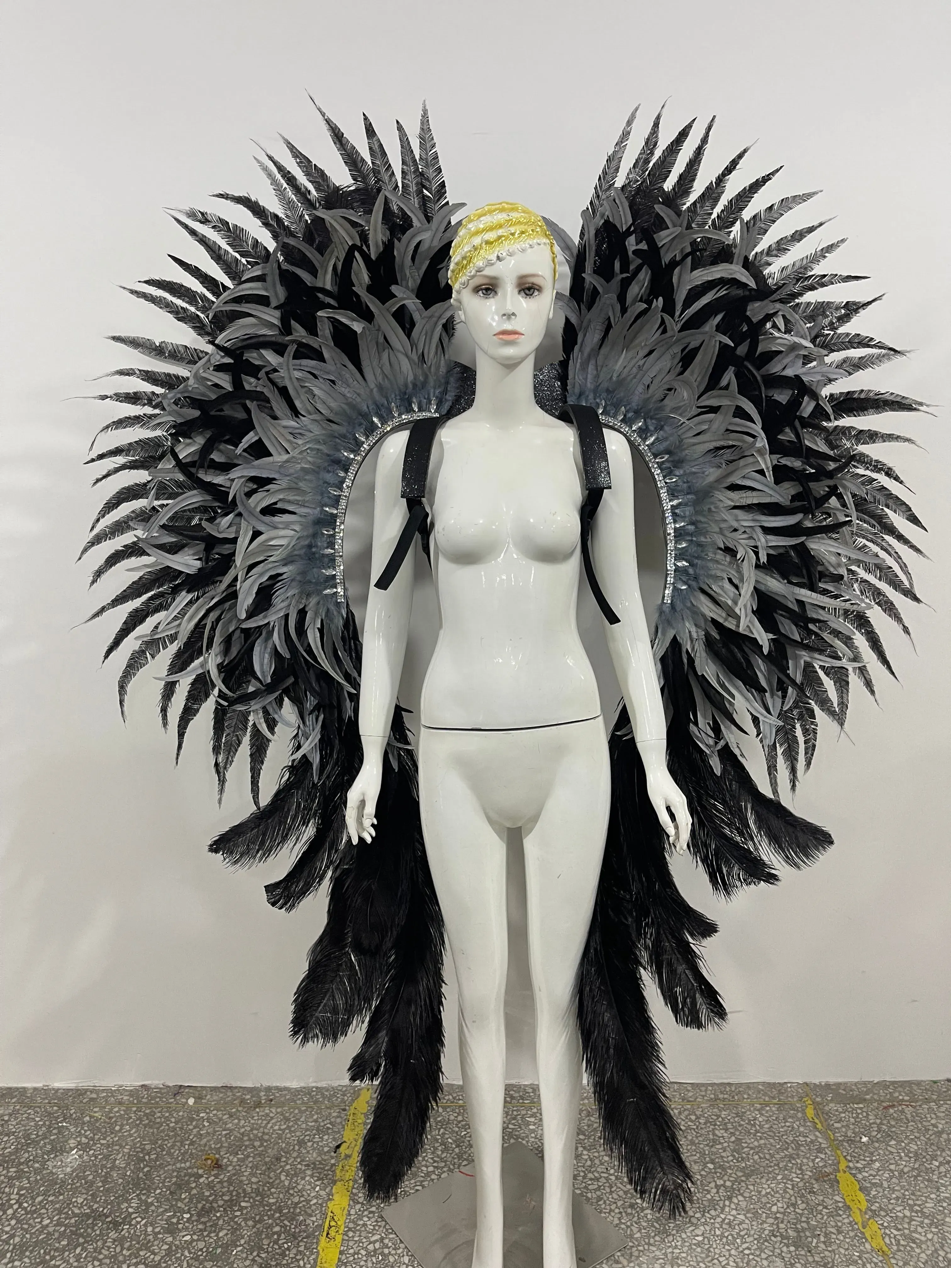 VCSHOES Dance party costumes evening gowns weddings street dances carnival costumes dance costumes belly dances Green and black wings