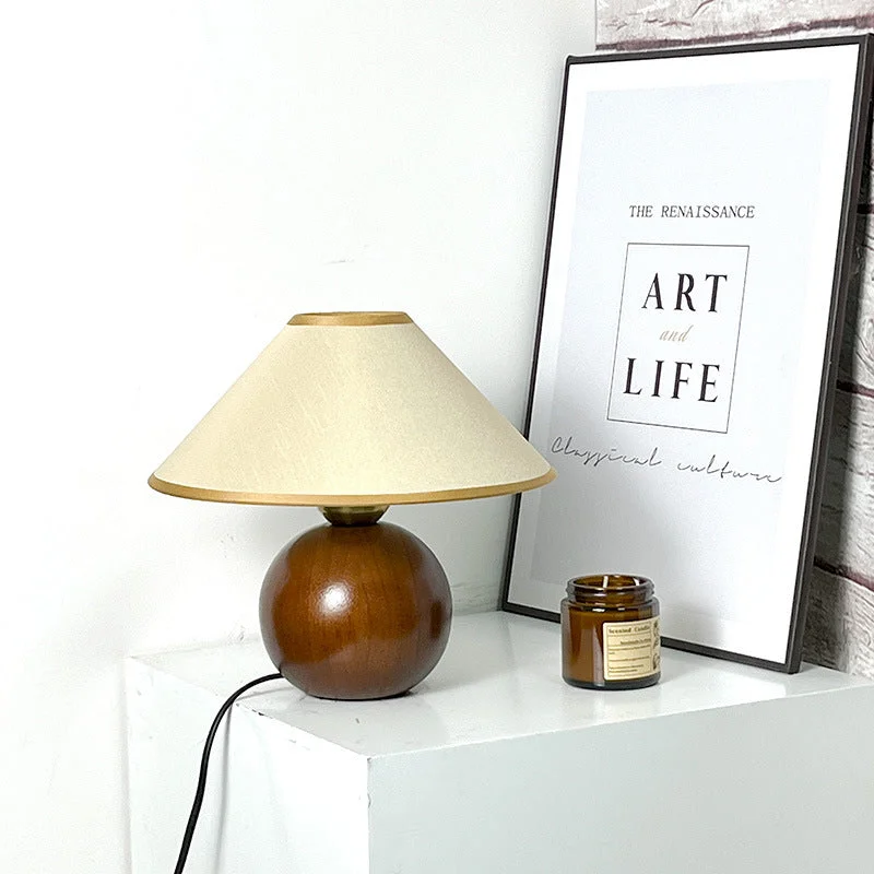 Retro Round Solid Wood Base Table Lamp