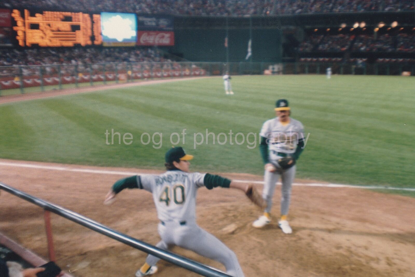 1989 World Series ? Oakland Athletics FOUND Photo Poster paintingGRAPH Color84 23