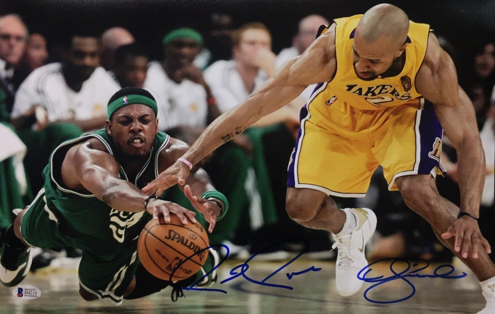 Paul Pierce & Derek Fisher Signed 11x17 Basketball Photo Poster painting *Lakers/Celtics Beckett