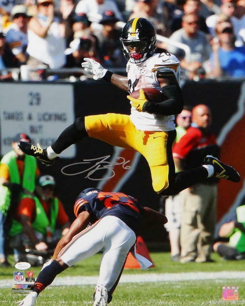 LeVeon Bell Autographed Steelers 16x20 PF Photo Poster painting Jumping over Bears- JSA W Auth