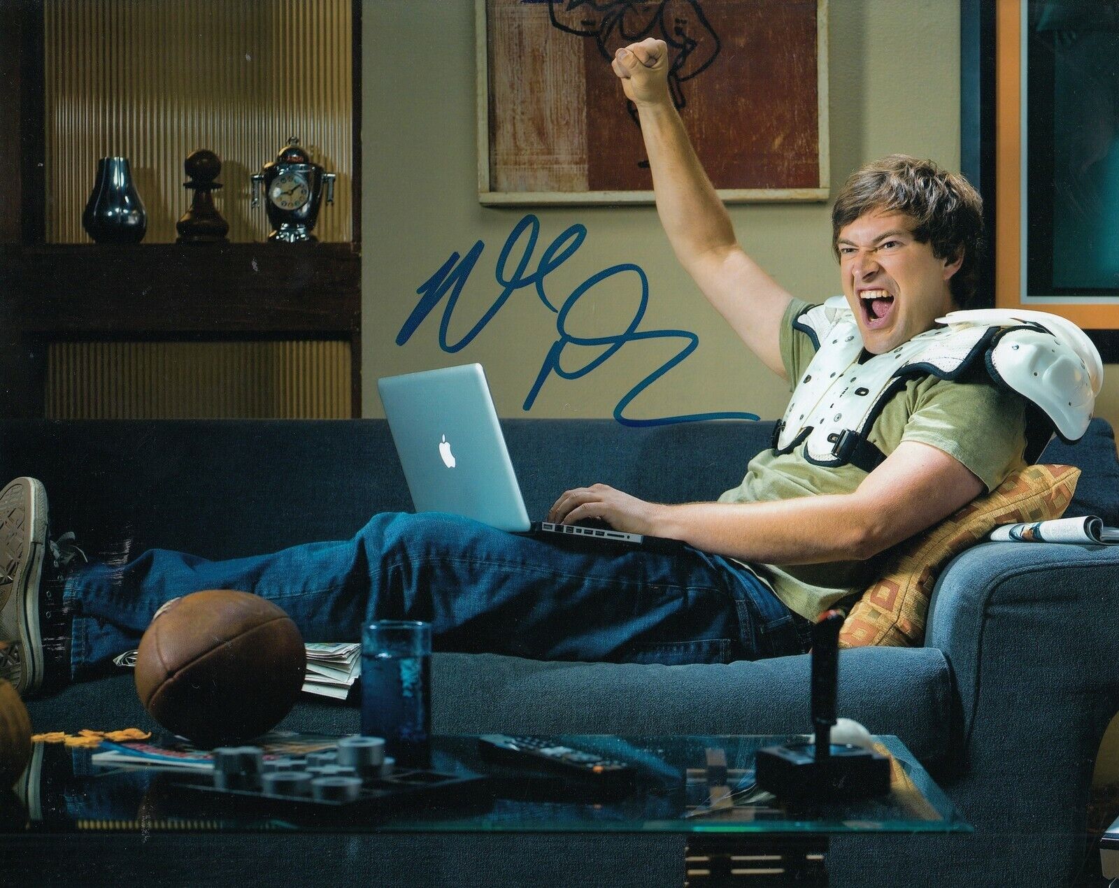 MARK DUPLASS signed (THE LEAGUE) TV SHOW 8x10 Photo Poster painting *Eric Ekhart* W/COA #1