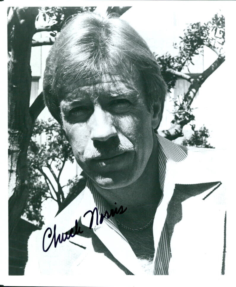 Chuck Norris signed 8x10 Photo Poster painting